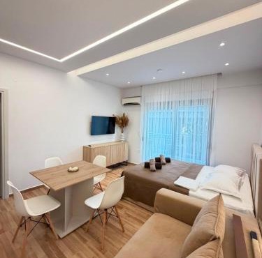 Vellora Central Suite