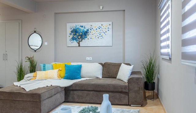 Veria Panorama Luxury Suite with Garden 2