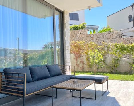 Vesper Suites in Dhërmi
