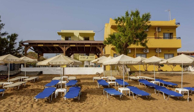 Vetoula hotel suite B4 on Stalos sandy beach