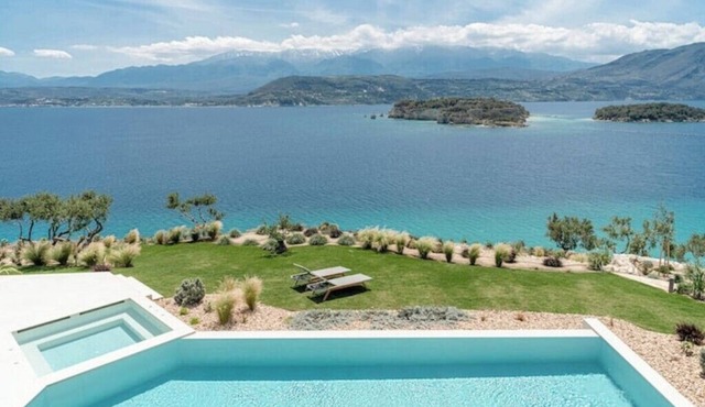 Vicky's Island View