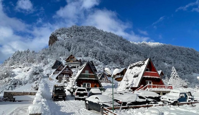 Vila Oxygen Kuqishtë Rugovë in Boge