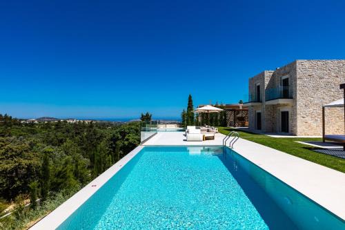 Villa Aceso - Bliss Sanctuary with Two Pools by etouri in Margarítai