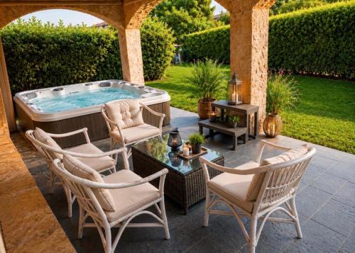Villa Armando Corfu Jacuzzi in Corfu