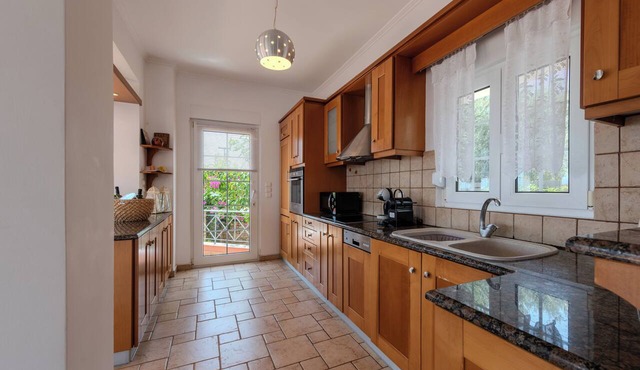 Villa Artia - Subtle elegance in a seaside village in Xiropigado
