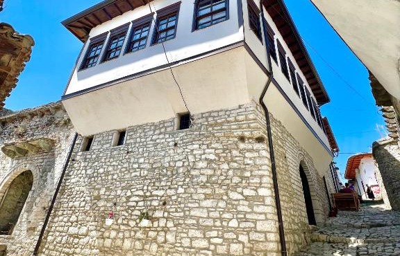 Villa Athina in Berat Castle - Since 1741