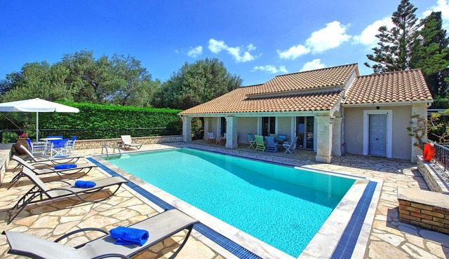 Villa Dimitris - Vacation villa with private pool on Corfu, Greece in Agios Stefanos Sinion