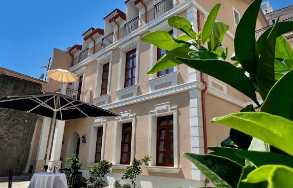 Villa Dynasty - Boutique Hotel in Shkodër