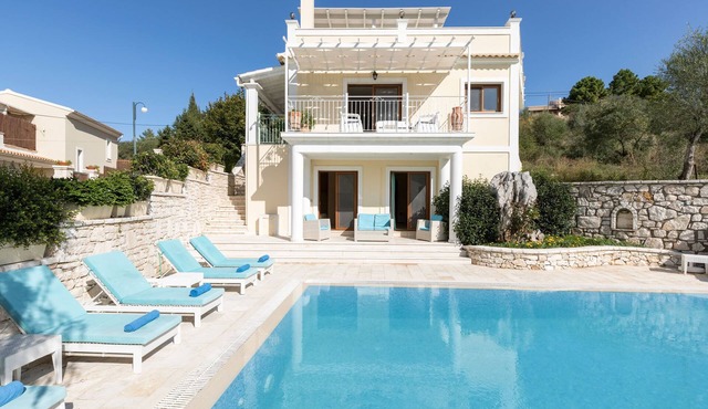 Villa Eleni in Kassiopi- Corfu with XL private pool , 4 bedrooms, 5 bathrooms