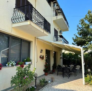 Villa Emma Durrës