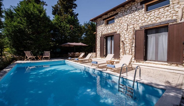 Villa Fuoco, Lefkas G-Villas, a luxury villa with private pool, 10 mins drive from the beach