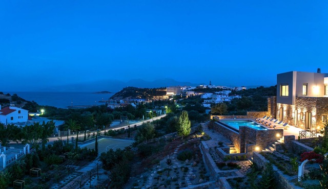 Villa Hermione. Life in crete