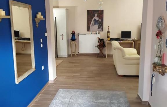 Villa Kalamata Peanuts