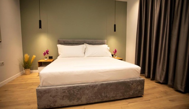 Villa Klaus Center Hotel