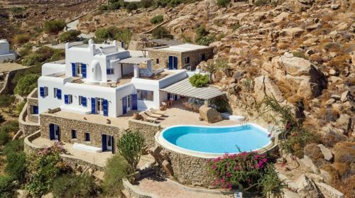 Villa Leo Mykonos - Sea View & Infinity Pool by ONE VILLAS in Paraga