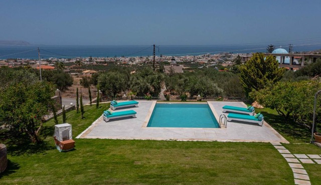 Villa Manetti-Private Pool & Garden - Hospi Living in Heraklio