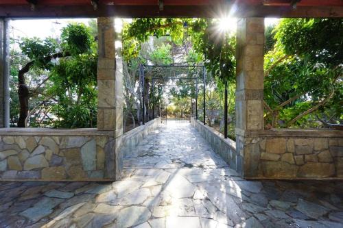 Villa 'Manios' near the Beach