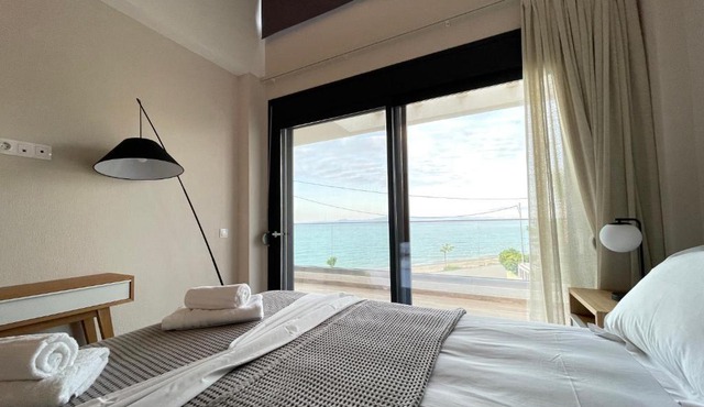 Villa Oleandra by the sea in Kassandra