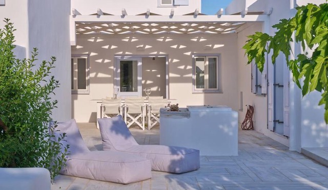 Villa PORFYRA