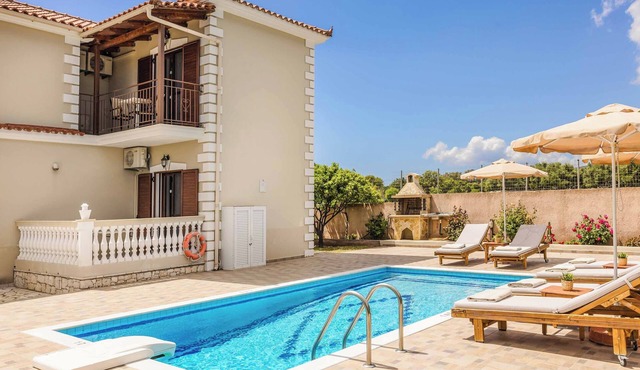 Villa Skala View - Three Bedroom Villa, Sleeps 6