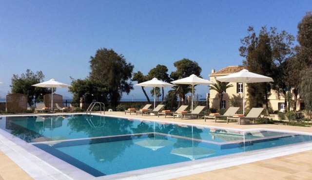 Villa Vithania, Villa