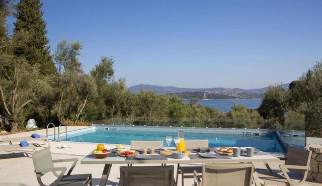 Villas Harriet - 300 meters from the sea in Lefkada