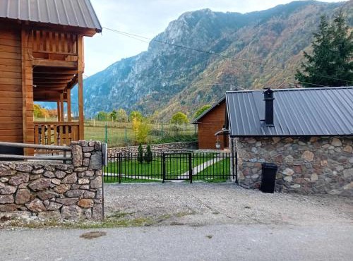 Villas Meti Rugove