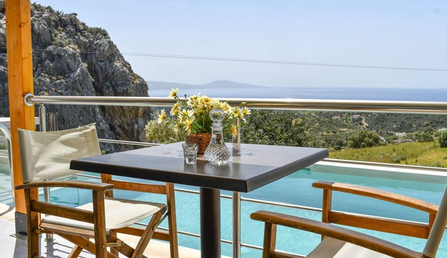Vrachos Luxury Home 2