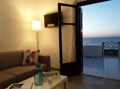 Waves House in Kissamos