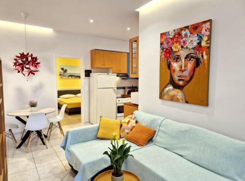 Yianni's apartment