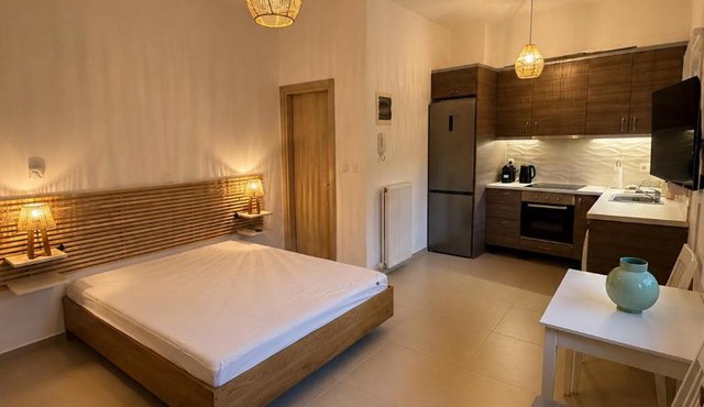 You & Me Apartments in Athens