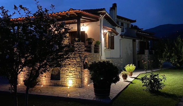 ZENIA Pelion garden house in Volos