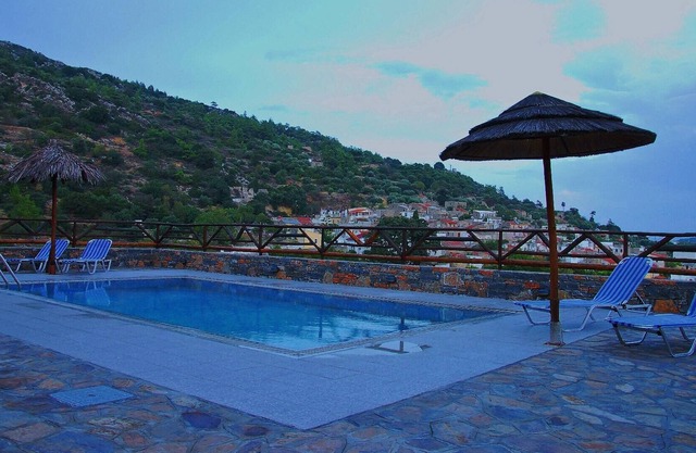 Holiday Agios Nikolaos Persons Bedrooms 