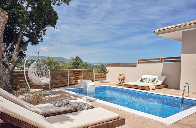 Villa with private pool, sea view and Breakfast included in Zakynthos