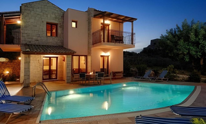 Koutouloufari Apartment | 110 m² Serviced apartment ∙ 4 bedrooms ∙ 127 guests