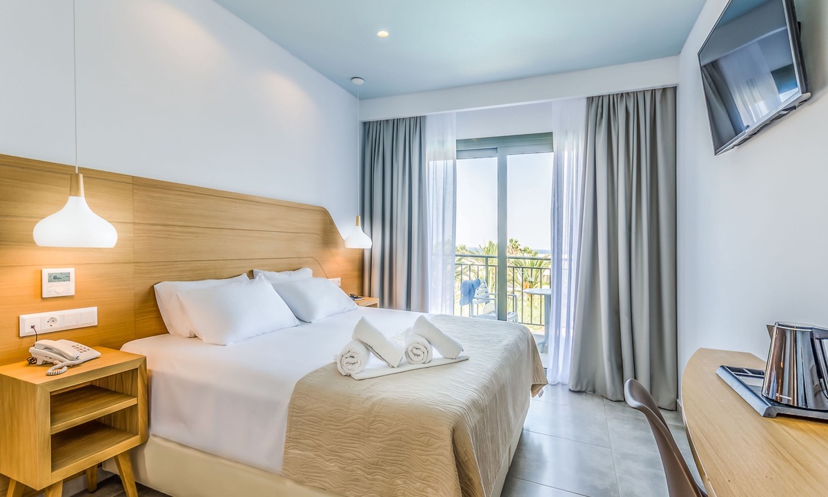 Anissaras Hotel | Anna Maria Village