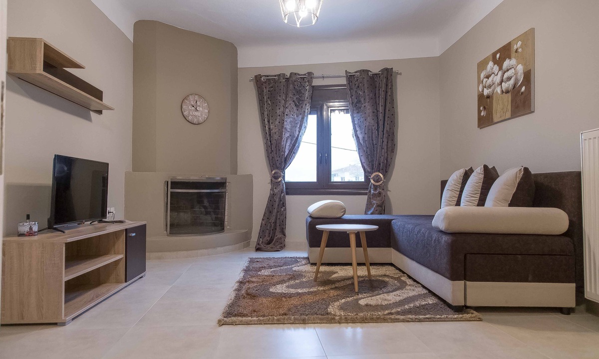 Kalambaka Villa | Historic Luxury House Heart of Meteora