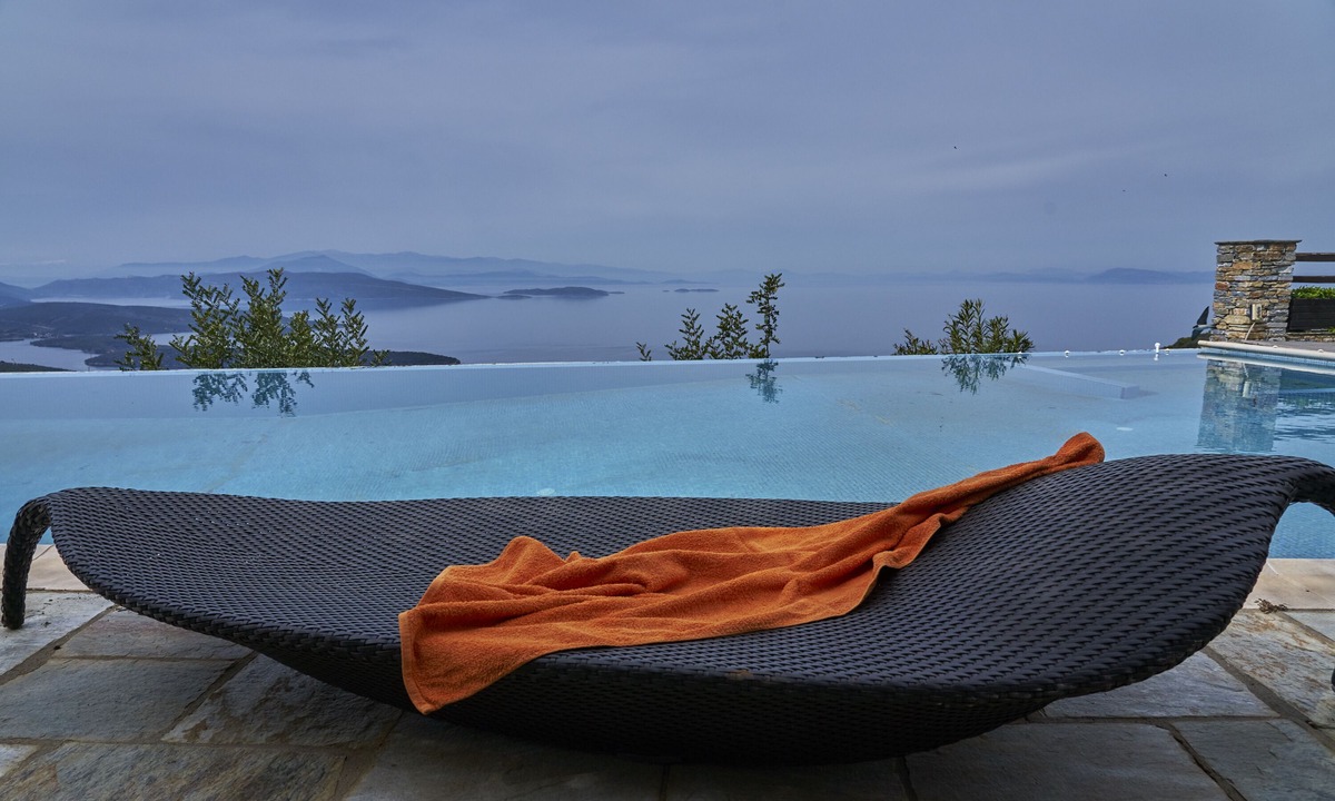 Kali Vrysi Villa | Black Diamond Luxury Unique Villa Pelion