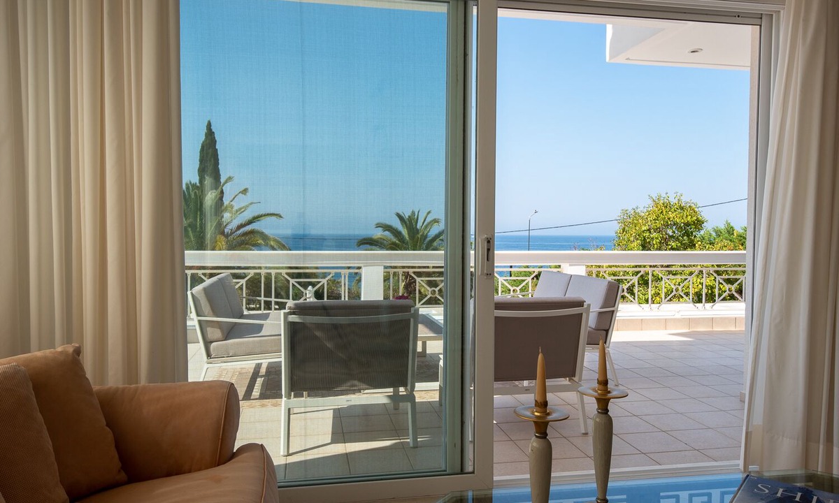 Thymari Villa | Kamariyo Athens Riviera by A&D Properties