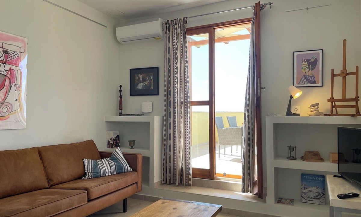 Drapanos Apartment | 2 Apartments Sharing Garden and Pool