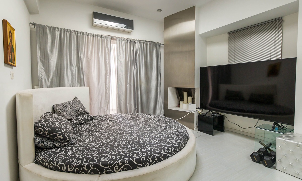 Schinias Villa | Villa BOND with Private Swimming Pool