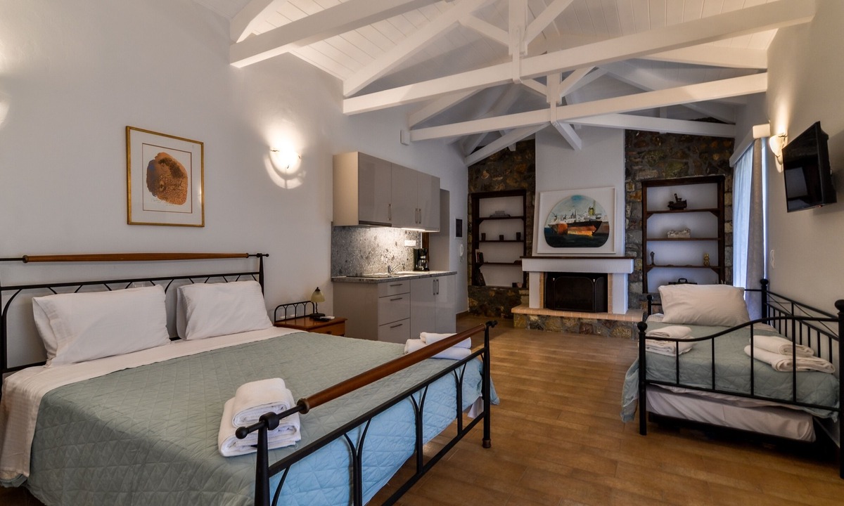 Thermisia Villa | Opensea Villa Private Beach & Tennis Court