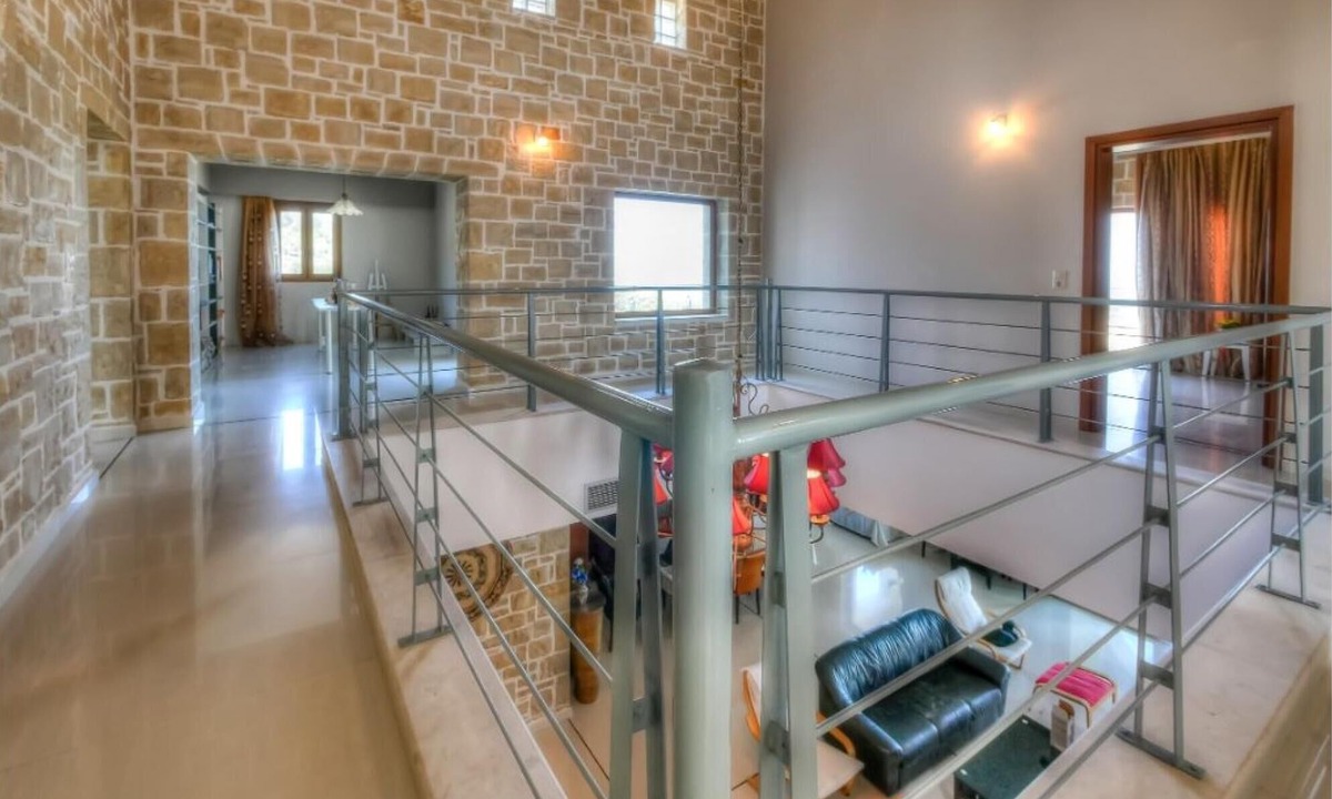 Adele Villa | Amazing Villa Arios