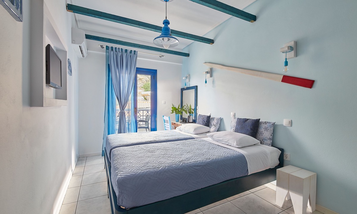 Evdilos Hotel | Atheras