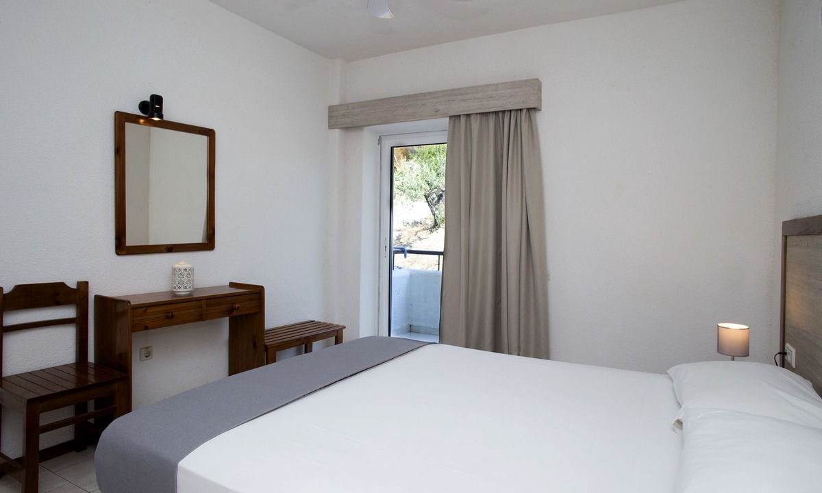 Elia Apartment | Spathies Apartments