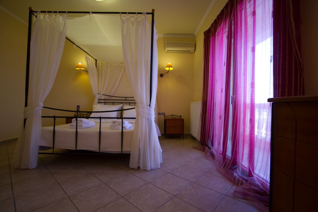 Sternes Villa | Villa Roula 6BR