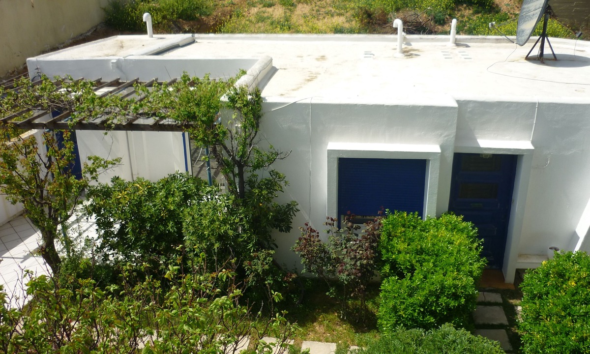 Rafina-Pikermi House | House With Garden And Sea View