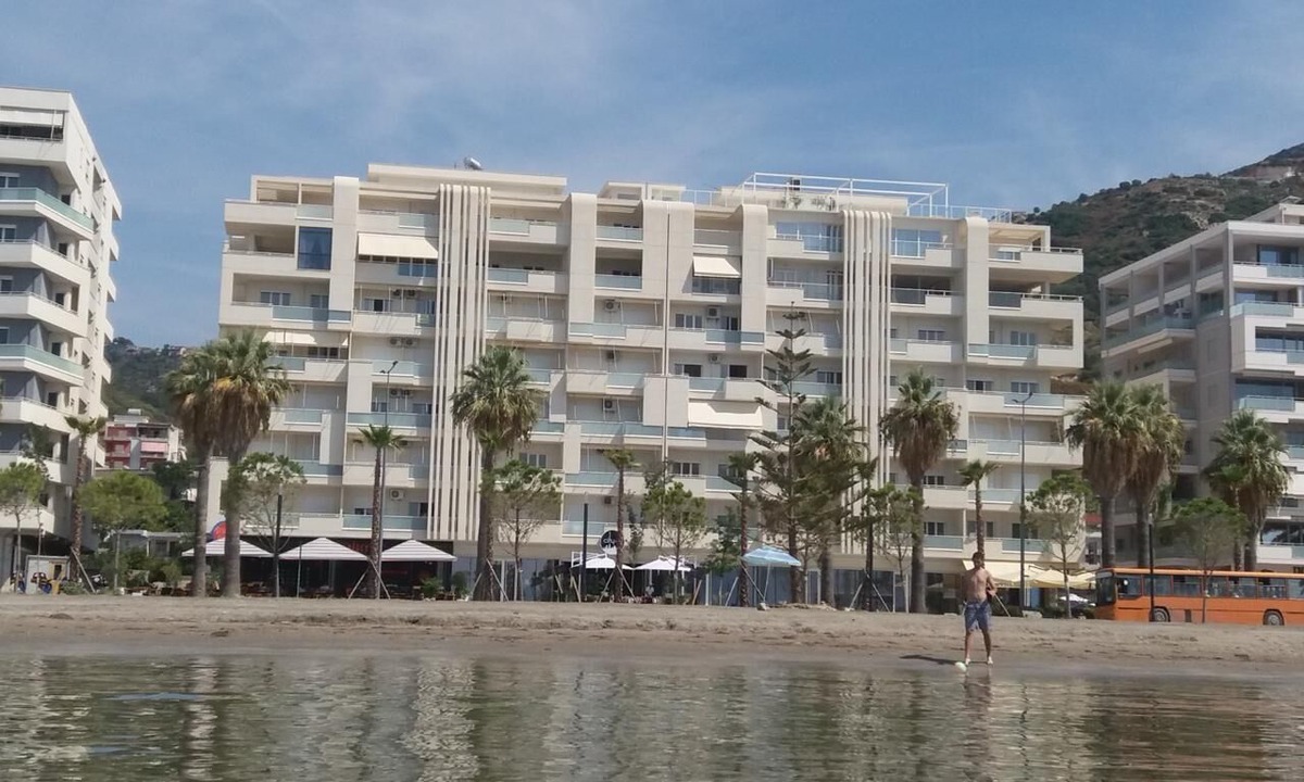 Radhime Apartment | Seaside Oasis Apartment in Vlora
