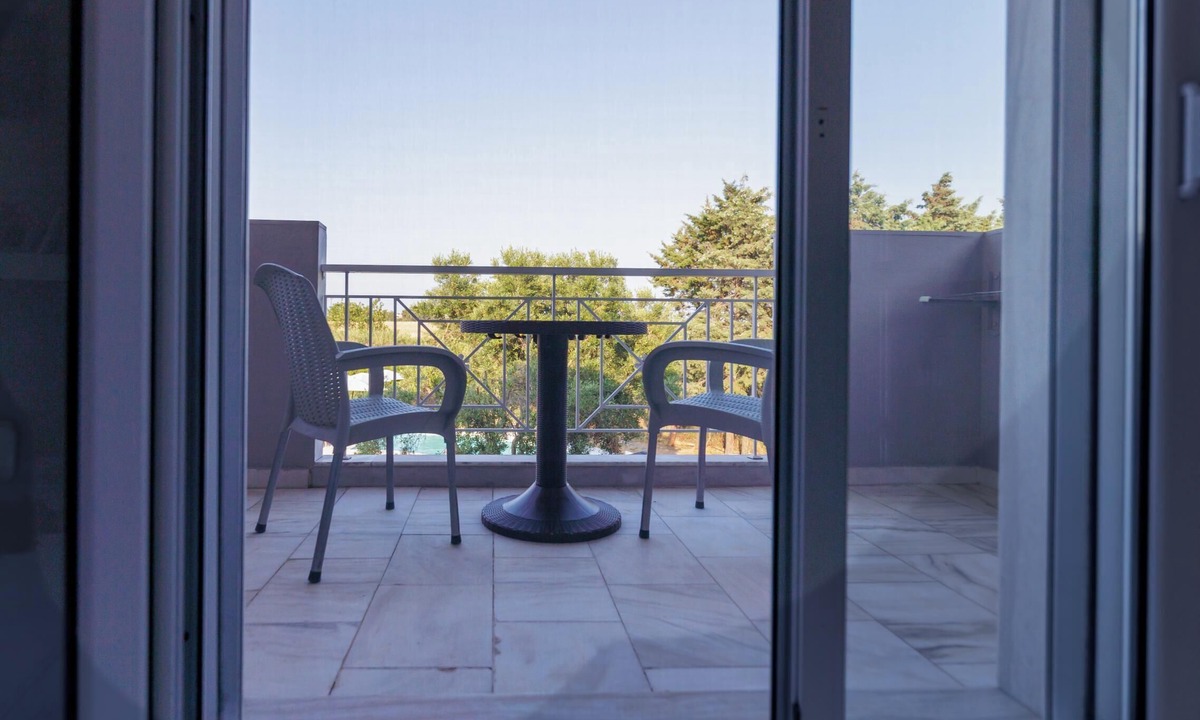 Kassandra Villa | Standard Double Room - Marele Hills Apartments