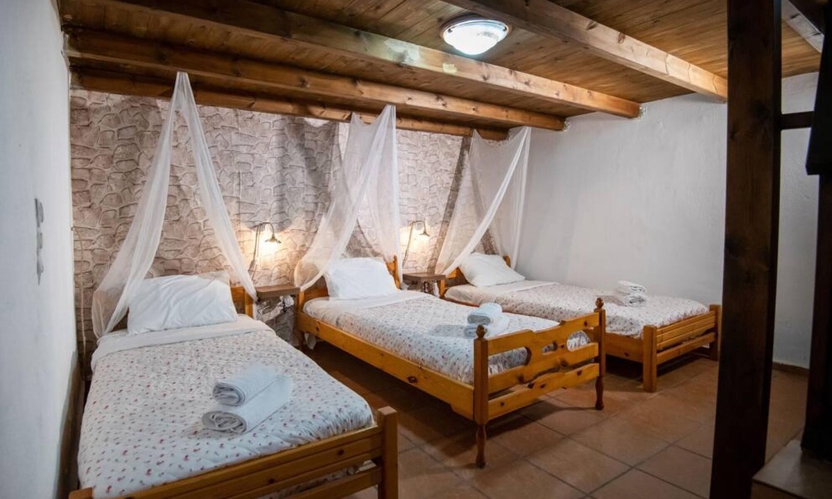 Pikris Villa | Roupes Stone House in Roupes